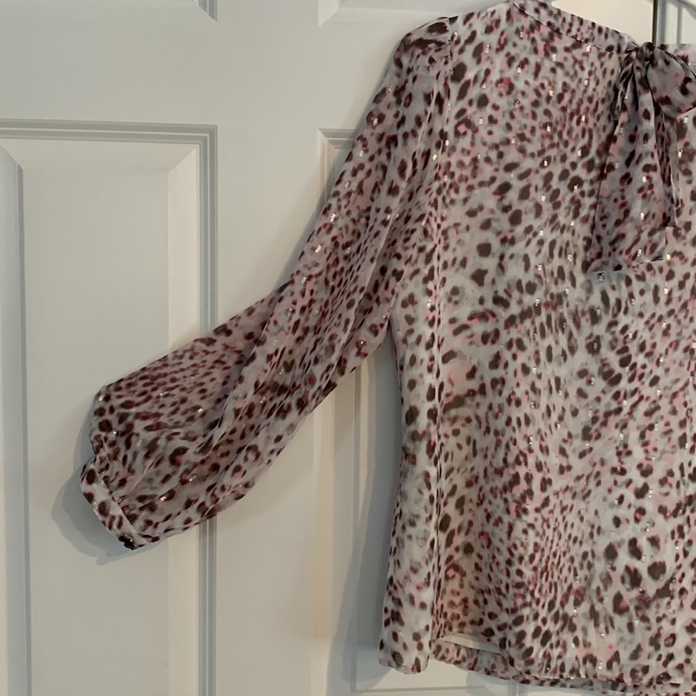 Women’s size M Talbots Holiday blouse - Picture 4 of 5